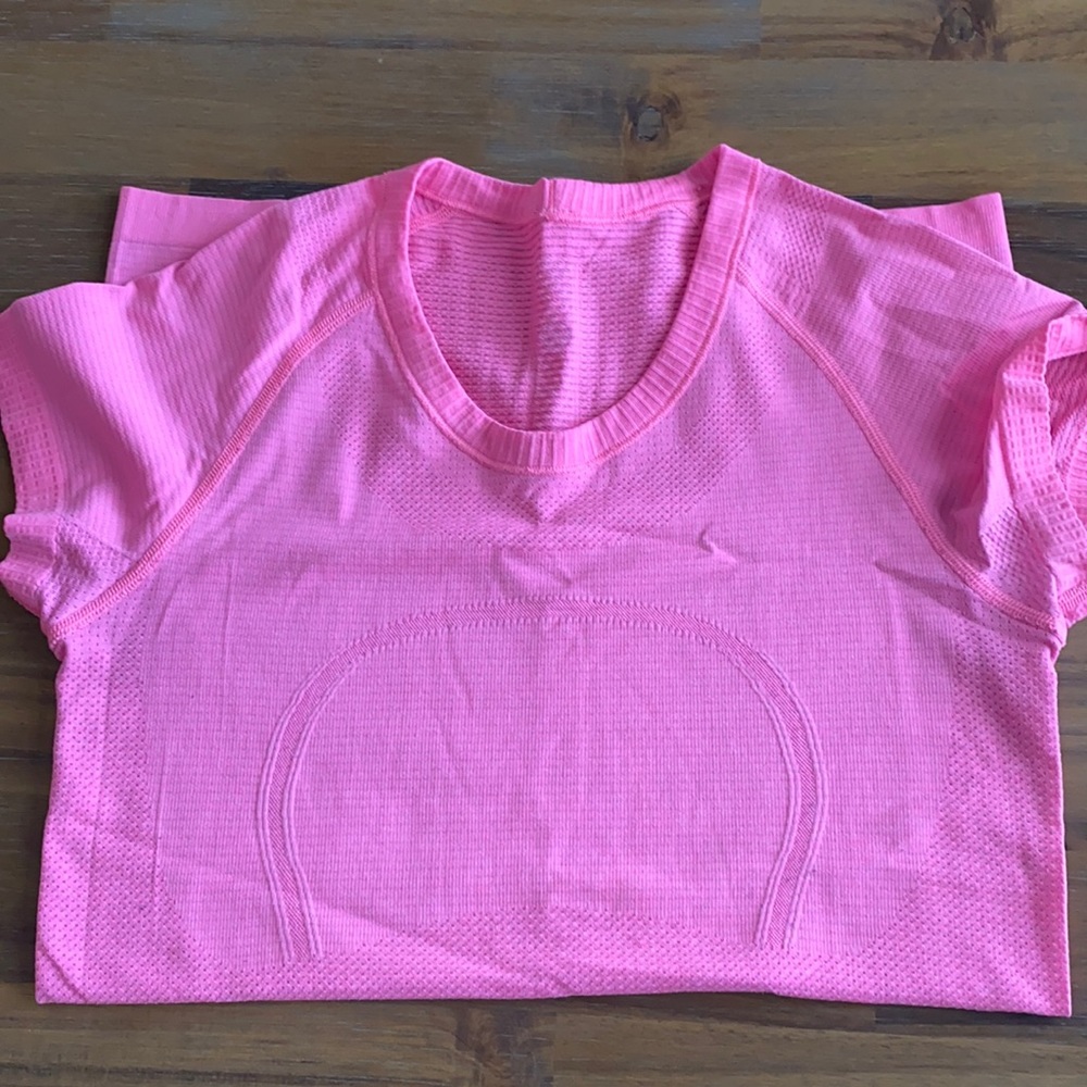 Lululemon Swiftly Tech Shirt